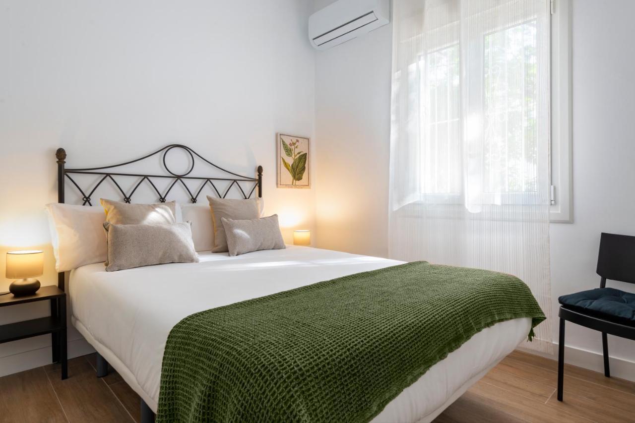 Mino Suite Apartment Séville Extérieur photo